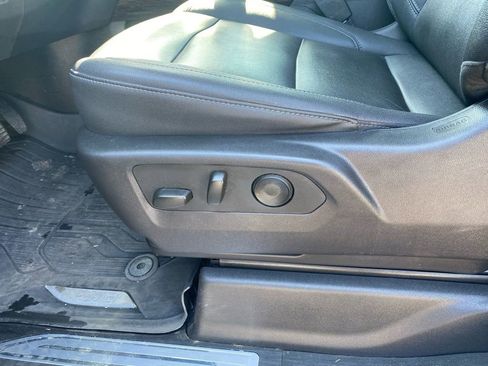 Used 2023 GMC Sierra 1500 Elevation w/ Elevation Premium Package image 9