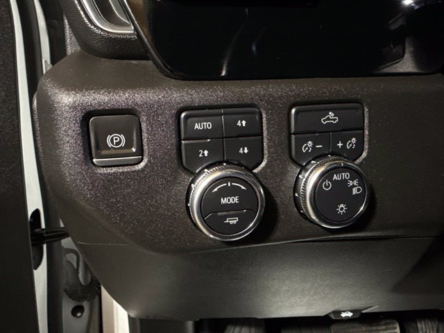 Used 2024 GMC Sierra 1500 SLE AWD/4WD image 8