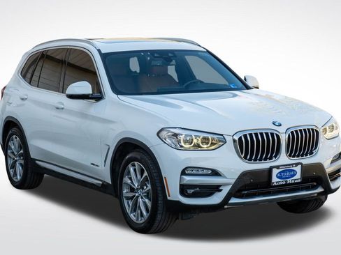 Used 2018 BMW X3 xDrive30i image 10