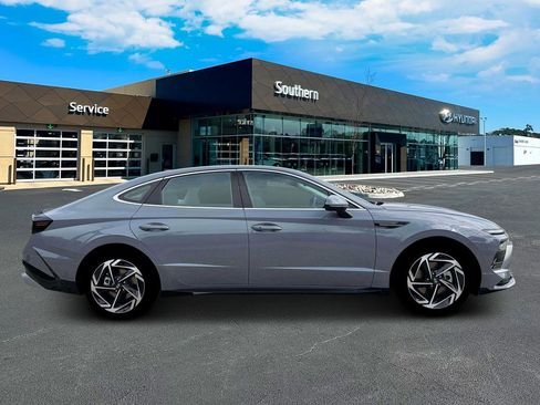New 2026 Hyundai Sonata SEL image 4
