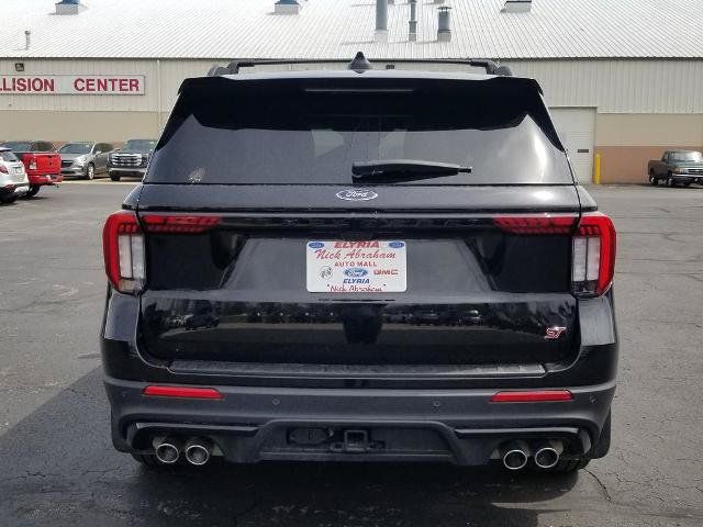 Certified 2025 Ford Explorer ST AWD/4WD image 3