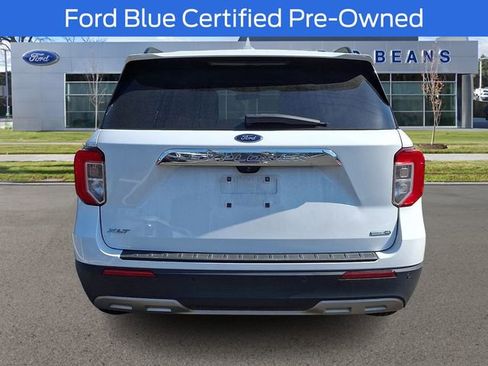 Used 2020 Ford Explorer XLT w/ Equipment Group 202A AWD/4WD image 8