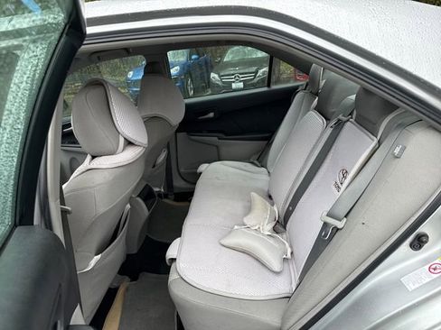 Used 2012 Toyota Camry LE image 15