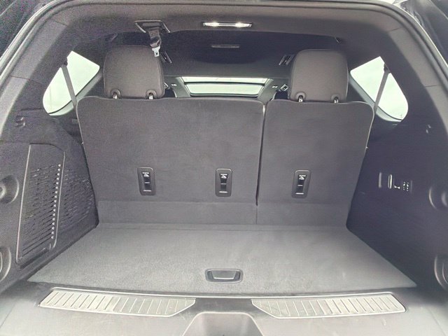 Used 2024 Chevrolet Tahoe High Country AWD/4WD image 35