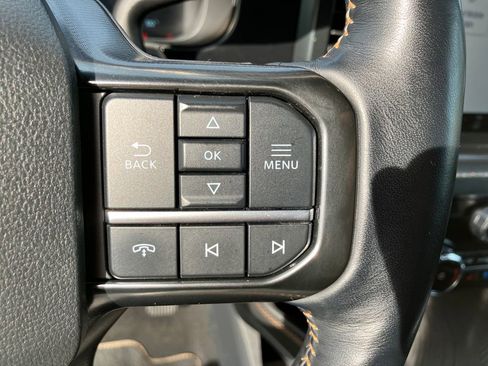 Certified 2024 Ford F250 Platinum image 18