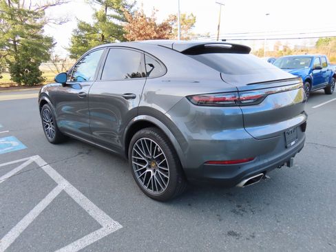 Used 2021 Porsche Cayenne Coupe image 7