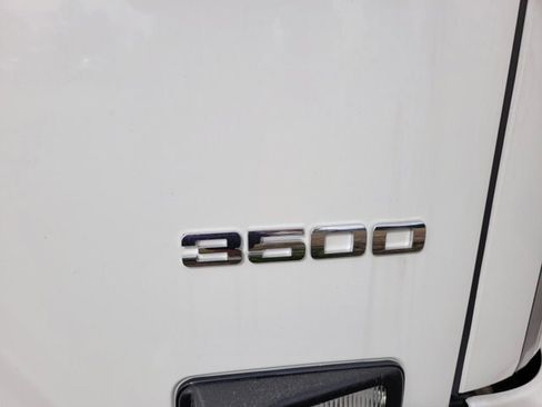 New 2024 Chevrolet Low Cab Forward image 11