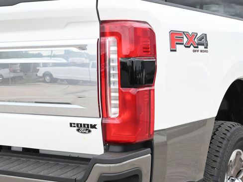 New 2026 Ford F350 King Ranch w/ FX4 Off-Road Package AWD/4WD image 19