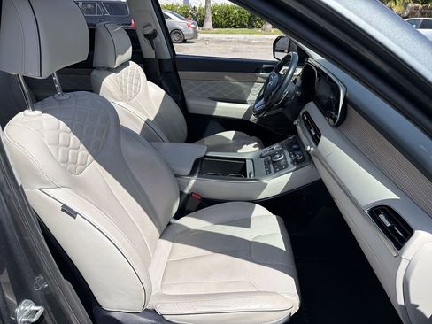 Used 2022 Hyundai Palisade Calligraphy w/ Winter Package FWD image 26