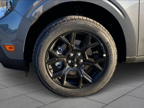 New 2026 Ford Maverick Lariat w/ Black Appearance Package image 12