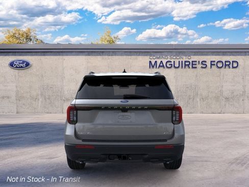 New 2026 Ford Explorer Active AWD/4WD image 5