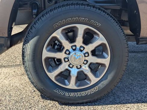 Used 2022 RAM 2500 Limited image 9