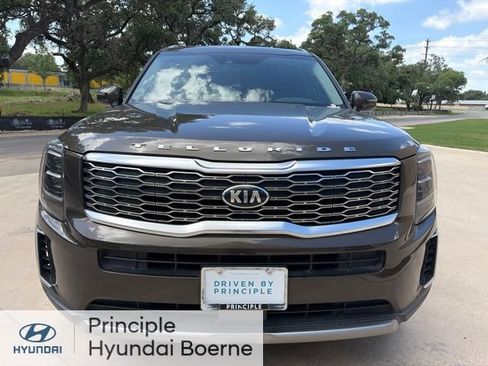 Used 2021 Kia Telluride EX w/ EX Premium Package FWD image 7