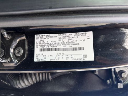 Used 2015 Ford F150 Lariat w/ Equipment Group 502A Luxury AWD/4WD image 33