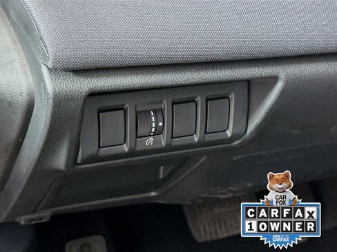 Used 2024 Subaru Outback Premium image 11