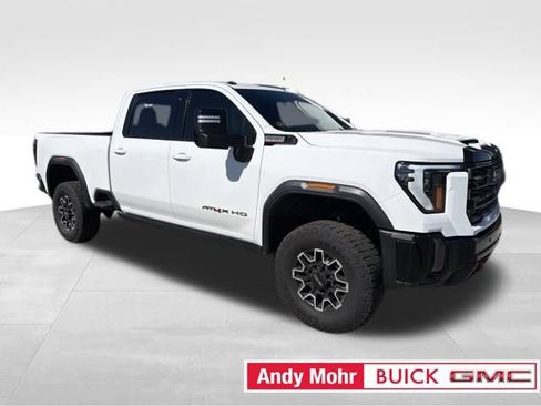 Used 2024 GMC Sierra 2500 AT4X AWD/4WD image 2