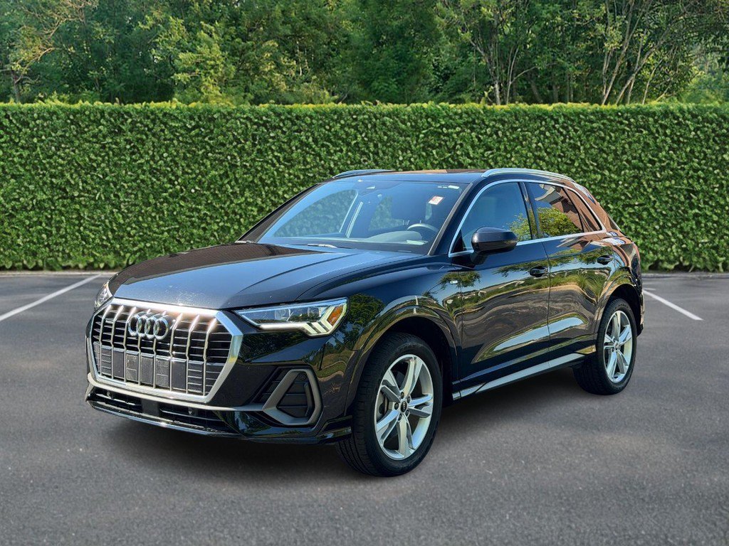 Used 2023 Audi Q3 2.0T Premium w/ Convenience Package AWD/4WD image 8