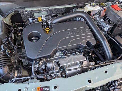 New 2026 Chevrolet Equinox LT w/ Safety and Technology Package image 16