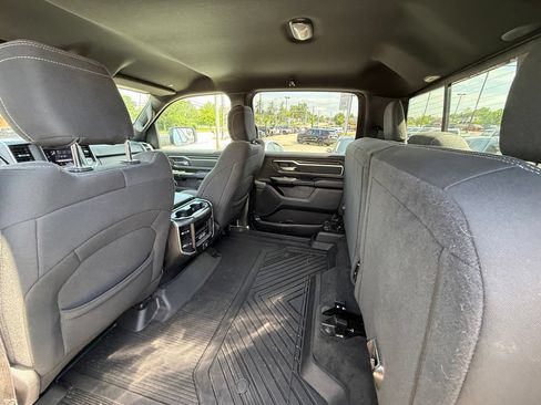 Used 2019 RAM 1500 Big Horn AWD/4WD image 25