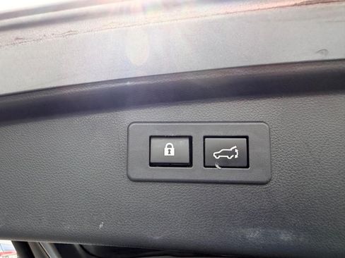 Used 2020 Subaru Outback Premium AWD/4WD image 6