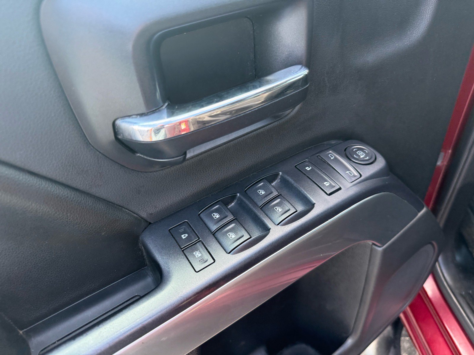 Used 2015 Chevrolet Silverado 1500 LT w/ Rally 2 Edition AWD/4WD image 13