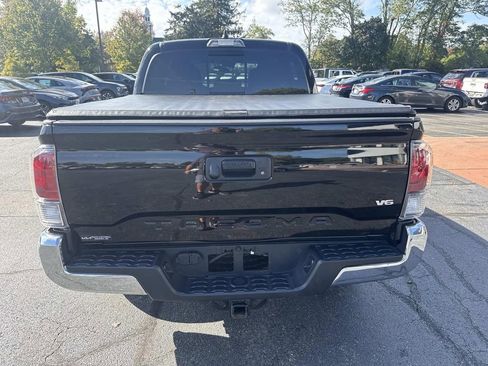 Used 2023 Toyota Tacoma TRD Off-Road image 4