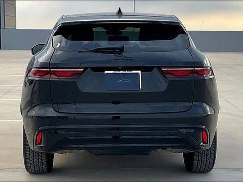 Used 2025 Jaguar F-PACE R-Dynamic S image 4