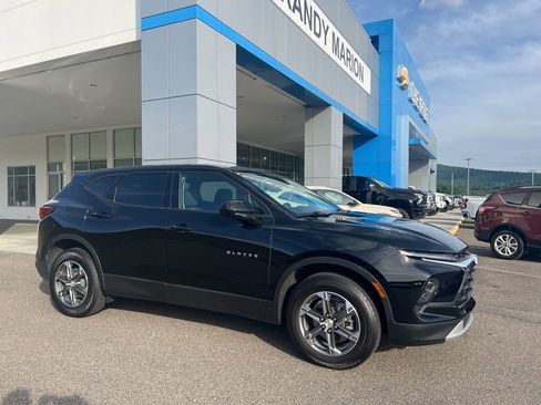 Used 2025 Chevrolet Blazer LT AWD/4WD image 5