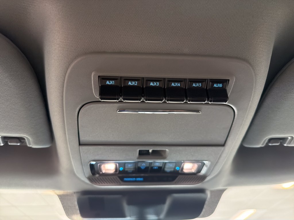 New 2026 Ford F350 Lariat w/ Lariat Premium Package AWD/4WD image 18
