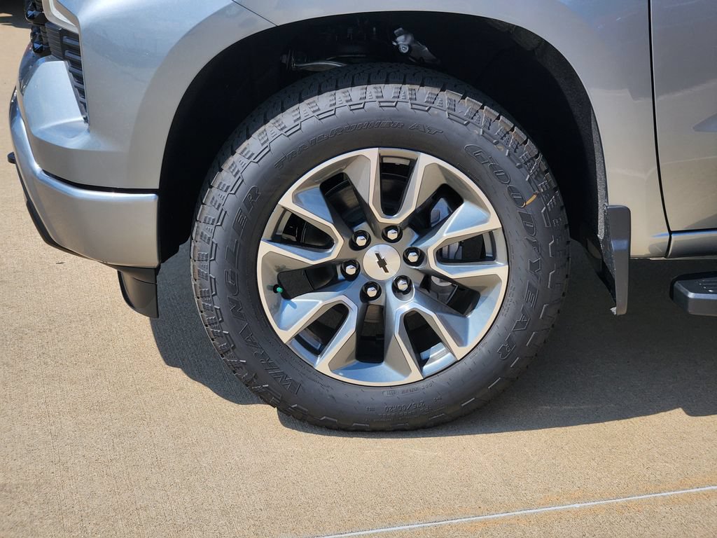 New 2026 Chevrolet Silverado 1500 RST AWD/4WD image 8