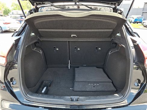 Certified 2023 Nissan Kicks SR w/ SR Premium Package FWD image 29