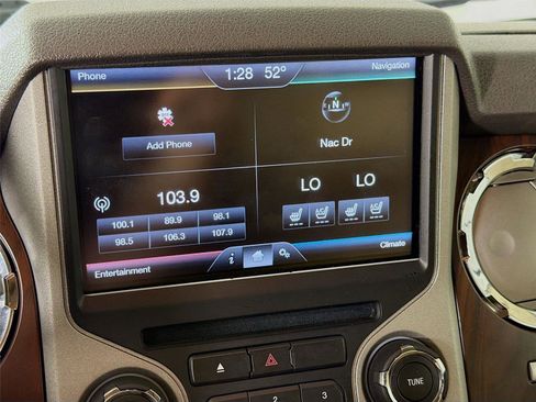 Used 2016 Ford F250 Lariat w/ Lariat Ultimate Package AWD/4WD image 15