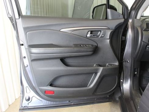 Used 2019 Honda Pilot EX-L image 9