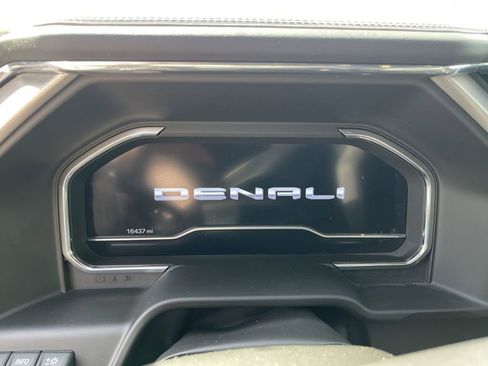 Used 2025 GMC Sierra 2500 Denali w/ Denali Reserve Package AWD/4WD image 5