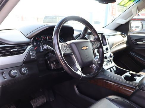 Used 2018 Chevrolet Suburban LT AWD/4WD image 24