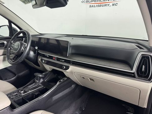 Used 2025 Kia Sorento X-Line EX AWD/4WD image 34