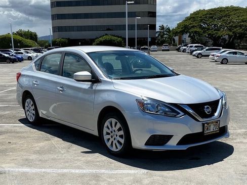 Used 2016 Nissan Sentra SV FWD image 3