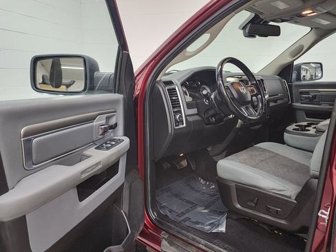 Used 2019 RAM 1500 Big Horn image 11