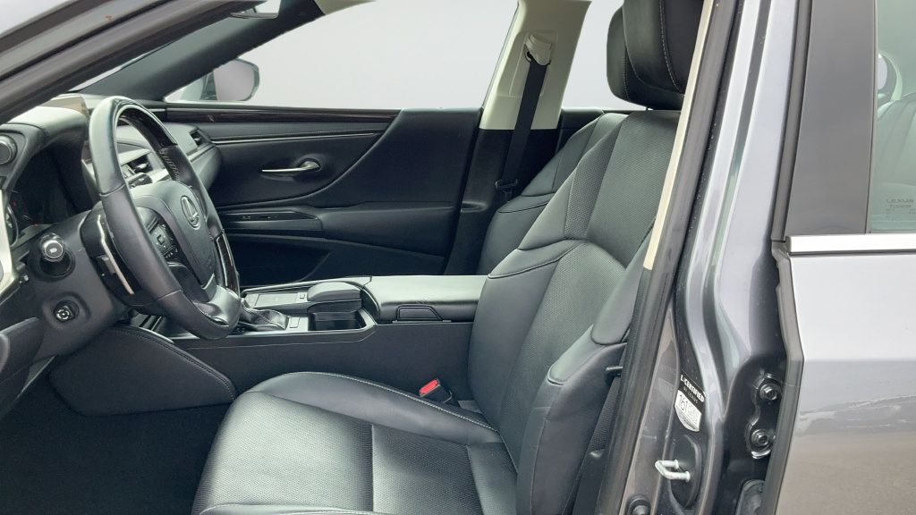 Used 2021 Lexus ES 350 w/ Premium Package FWD image 17