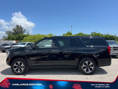 New 2026 GMC Yukon XL AT4 w/ AT4 Premium Plus Package AWD/4WD image 4