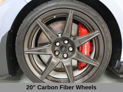 Used 2022 Ford Mustang Shelby GT500 w/ Carbon Fiber Track Pack RWD image 42