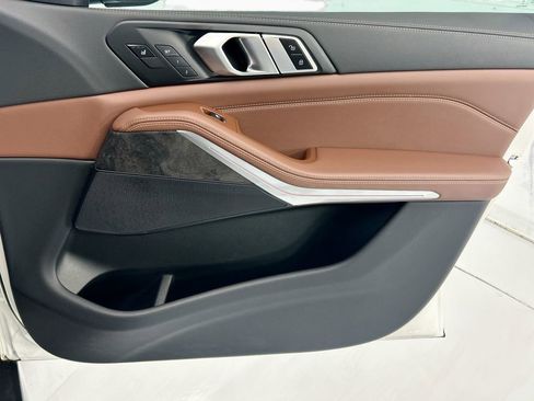 Certified 2023 BMW X5 xDrive40i w/ Luxury Seating Package image 24