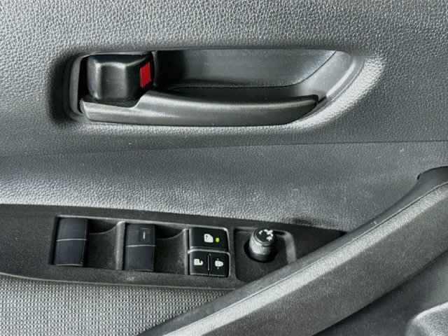 Used 2025 Toyota Corolla LE FWD image 20
