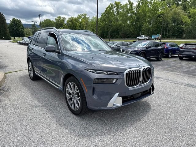 Used 2026 BMW X7 xDrive40i AWD/4WD image 15
