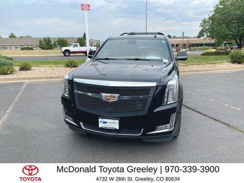 Used 2019 Cadillac Escalade ESV Platinum AWD/4WD image 1