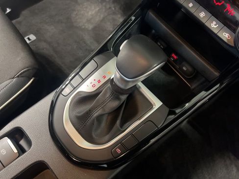 Used 2024 Kia Forte GT-Line image 22