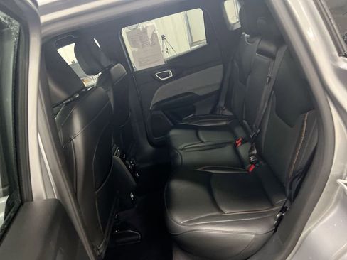 Used 2023 Jeep Compass Latitude AWD/4WD image 22