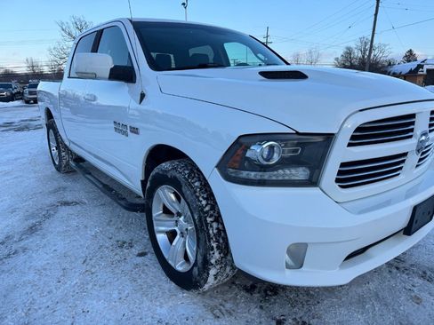 Used 2016 RAM 1500 Sport image 12