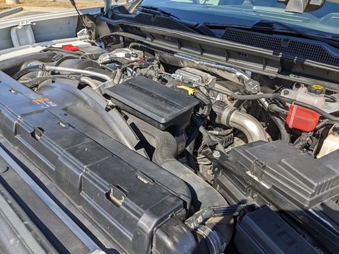 Used 2022 Chevrolet Silverado 3500 High Country AWD/4WD image 66