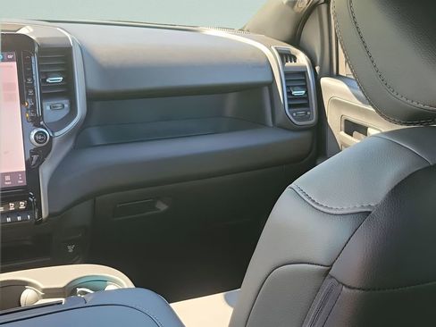 New 2026 RAM 2500 Tradesman AWD/4WD image 26